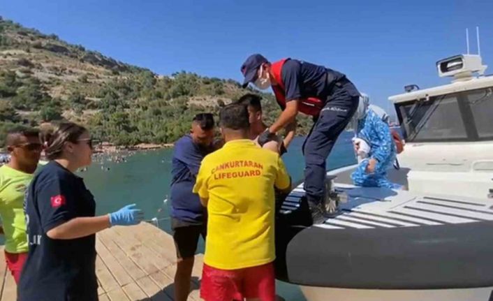 Dalaman açıklarında teknede yaralanan vatandaşın tıbbi tahliyesi gerçekleştirildi