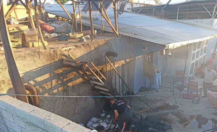 Darende’de ev yangını