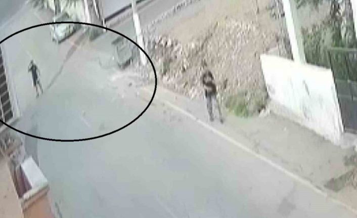 Dayısını vurduktan sonra sokak ortasında kafasına sıktı