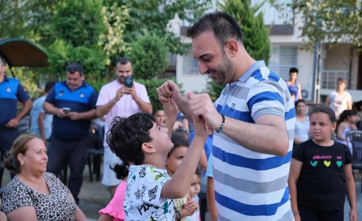 Defne Belediyesi’nin Çekmece Mahallesi’nde düzenlediği etkinlikte çocuklar doyasıya eğlendi