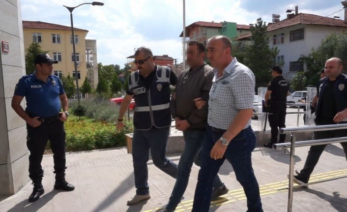 Denizlili baba oğlu öldüren sanı indirim uygulanmadan 2 kez müebbette çarptırıldı