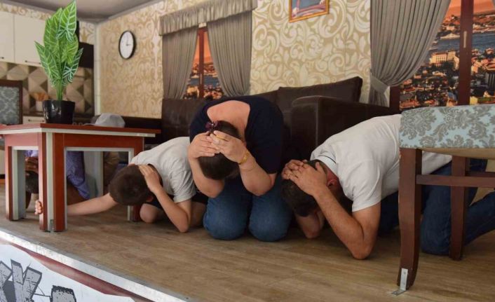 Deprem’i yaşadılar