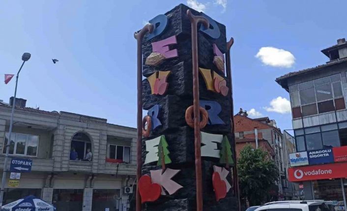 Devrek Belediyesi’nden yöresel figürlü heykeli çalışması