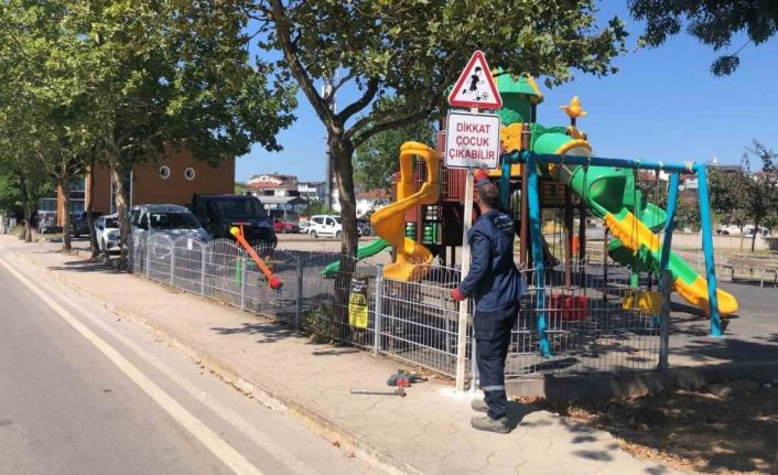 "Dikkat çocuk çıkabilir"