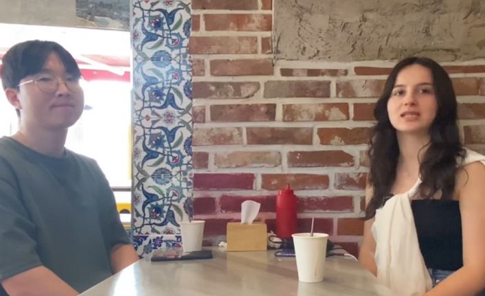 Dil öğrenmek için girdiği uygulamada hayatının aşkını buldu