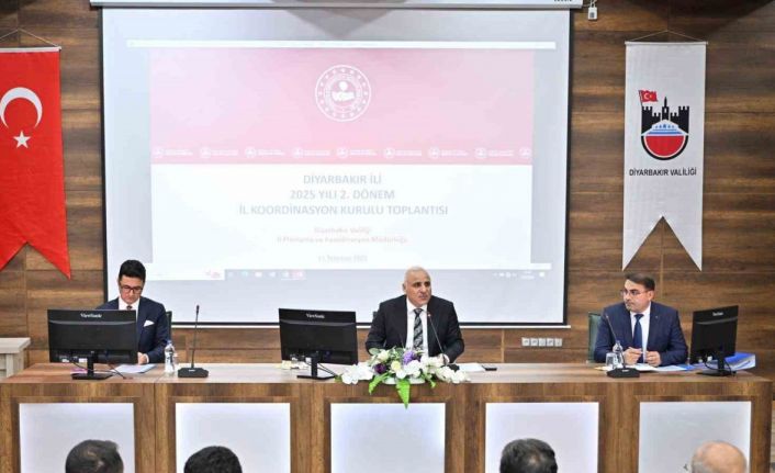 Diyarbakır’da 299 milyar liralık kamu yatırımı masaya yatırıldı