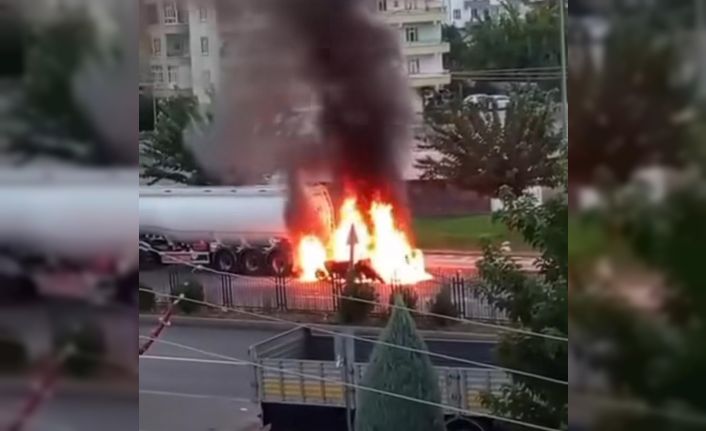 Diyarbakır’da alevlere teslim olan otomobil patladı