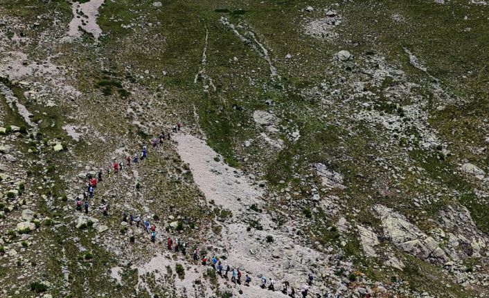 Doğaseverler Giresun’un zirvelerinde buluştu