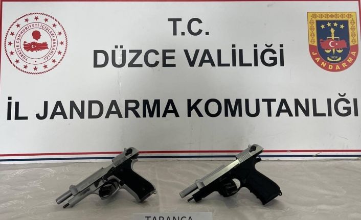 Düğünde havaya ateş edenler yakalandı