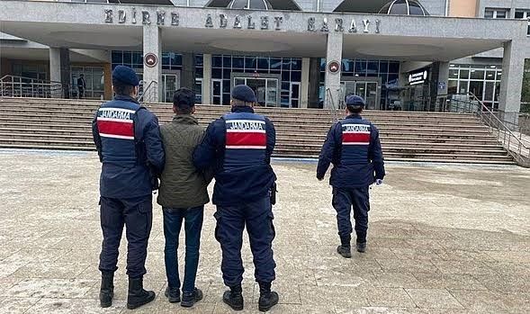 Edirne’de aranan 2 kişi sınırda yakalandı