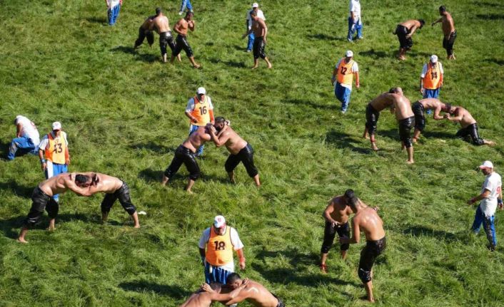 Edirne’de Kırkpınar Yağlı Güreşleri başladı