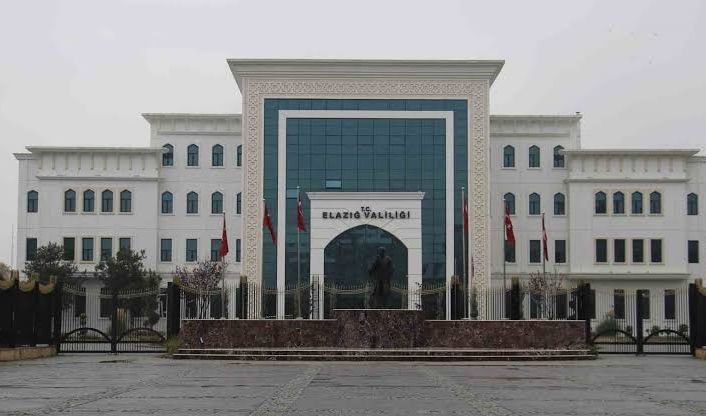 Elazığ Valiliği’nden yangın açıklaması