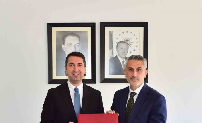 Elazığ’a 8 yeni futbol sahası yapılacak