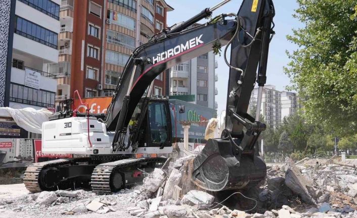 Elazığ’da Hazardağlı Kavşağı düzenleme çalışmaları başladı