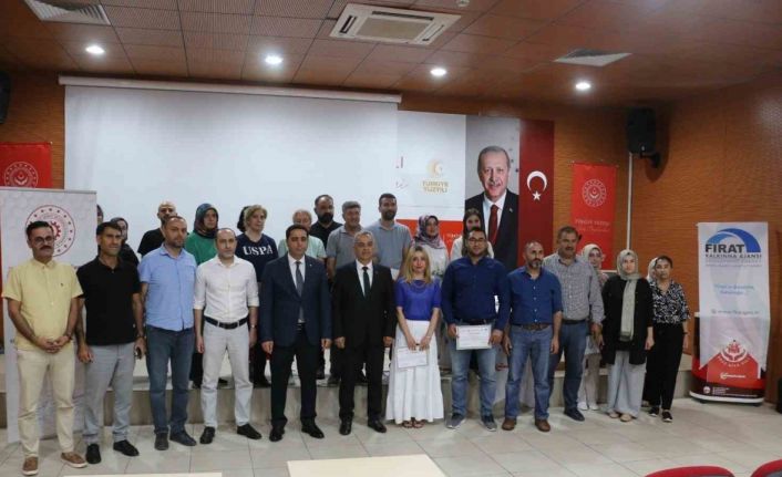 Elazığ’da psikososyal destek personeline sertifika