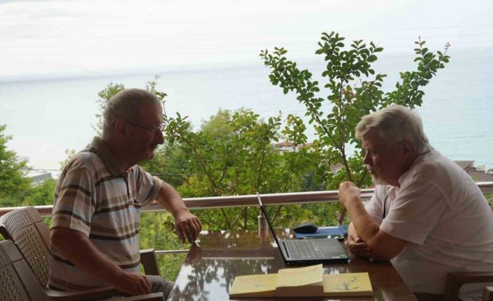 Emekli oldu, devlet tecrübesini kitaplara yazdı