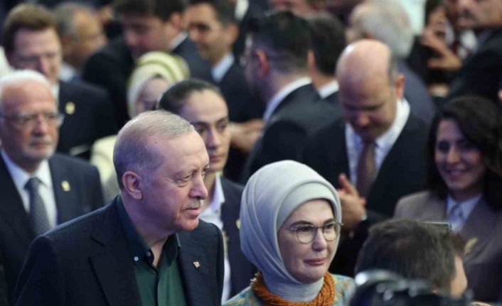 Emine Erdoğan’dan AK Parti 32. İstişare ve Değerlendirme Toplantısı’na ilişkin paylaşım
