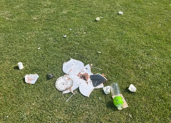 Ertuğrul Gazi Tören Alanı’na yakışmayan görüntüler