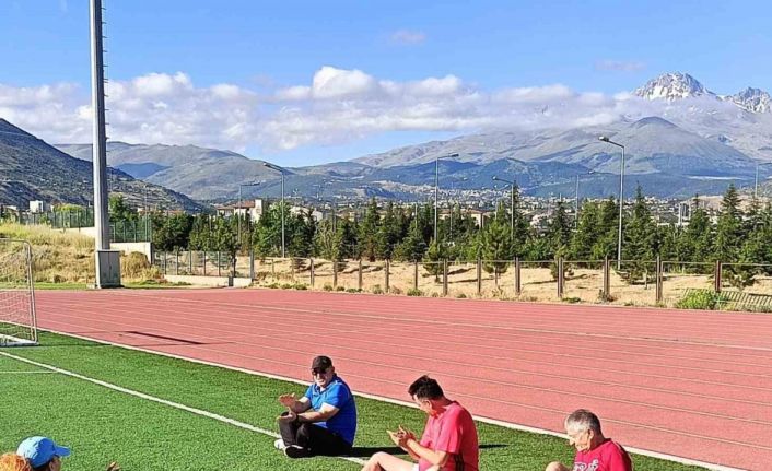 ERÜ’de ‘sabah sporu’ etkinliği başladı