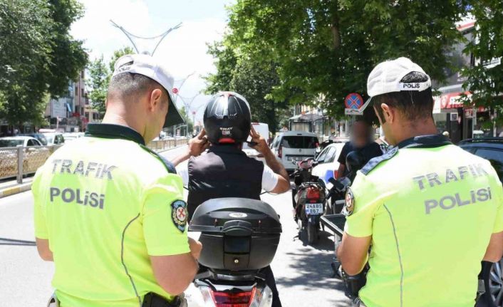 Erzincan’da motosikletlilere sıkı denetim