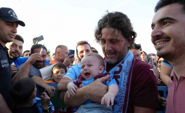 Erzurum’da taraftardan Trabzonspor’a sevgi seli