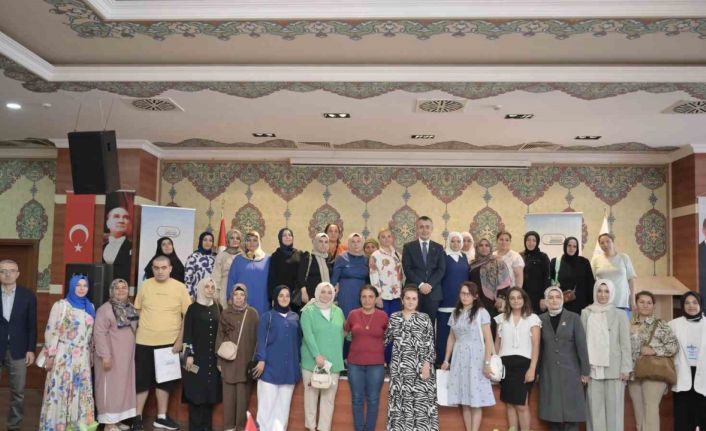 Esenyurt Belediye Başkan Vekili Can Aksoy özel gereksinimli bireylerin anneleriyle kahvaltıda buluştu