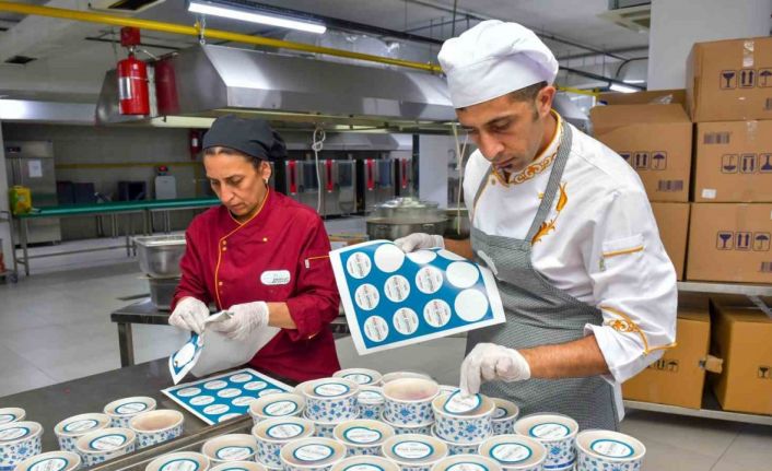 Esenyurt Belediyesi’nden muharrem ayına özel aşure ikramı