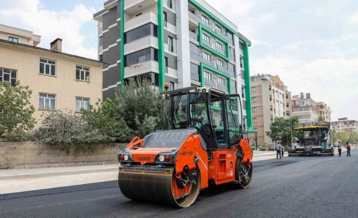 Eski Cezaevi Caddesi’nde asfalt serimine başlandı