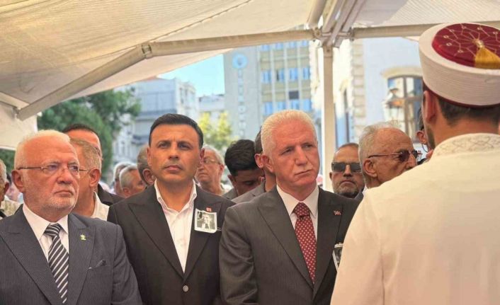 Eski CHP Genel Başkanı Altan Öymen son yolculuğuna uğurlandı