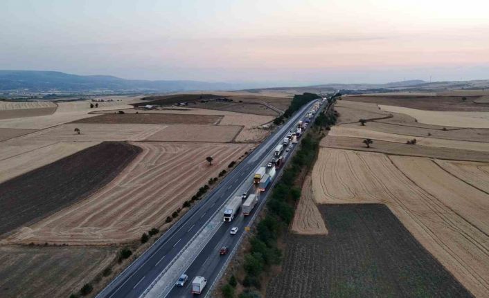 Eskişehir-Bozüyük karayolunda trafik durma noktasına geldi