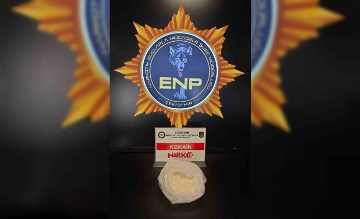 Eskişehir polisi 1 kilo kokain ele geçirdi