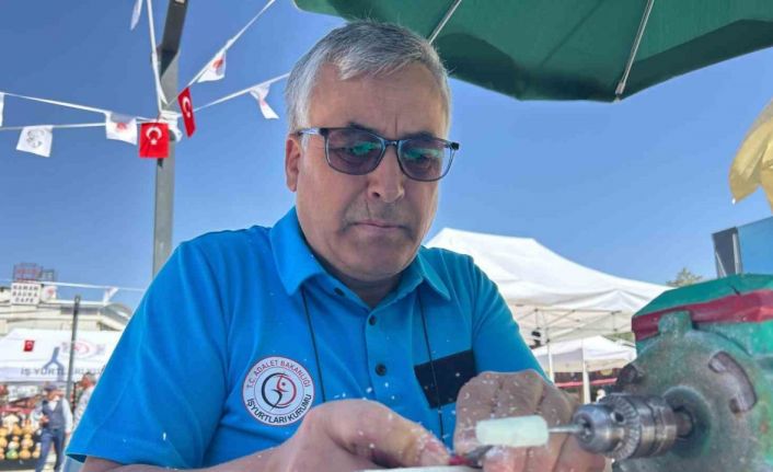 Eskişehir’in ‘beyaz altını’ lületaşı Van’da ilgi odağı oldu