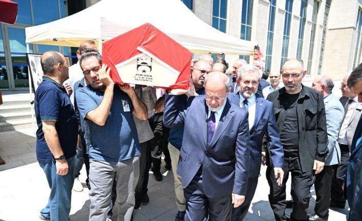 ETÜ’de Yaylalı için tören