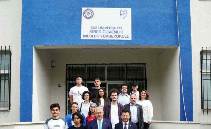 EÜ Siber Güvenlik Meslek Yüksekokulu yeni dijital savaşçılarını bekliyor