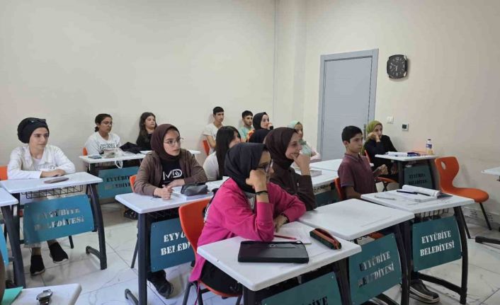 Eyyübiye Belediyesinden gençlere YKS tercih desteği