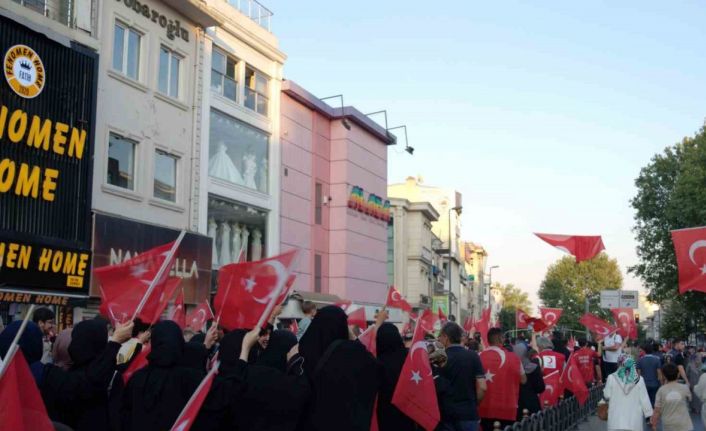 Fatih’te 15 Temmuz Demokrasi ve Milli Birlik Günü’nde "Zaferin Adı Türkiye" etkinliği