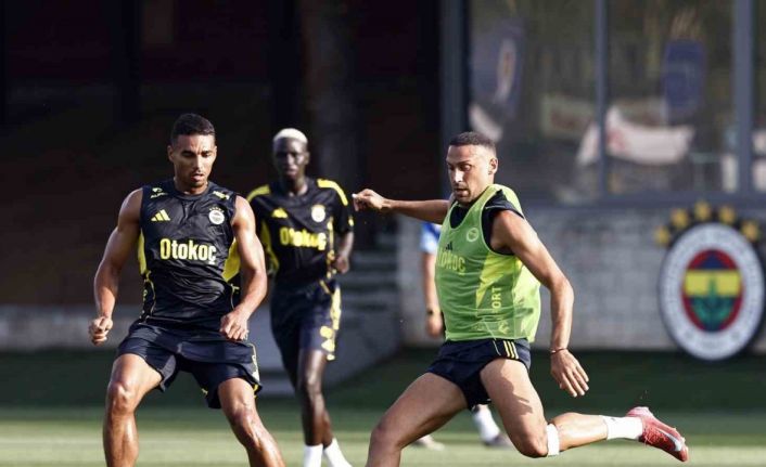 Fenerbahçe, hazırlıklarına Samandıra’da devam etti
