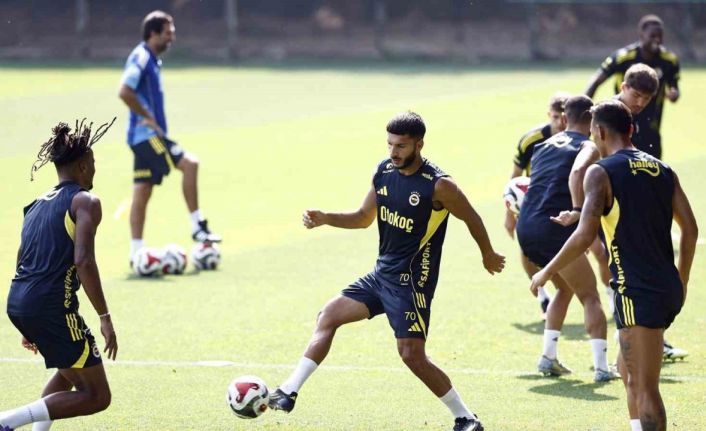 Fenerbahçe, hazırlıklarını sürdürdü