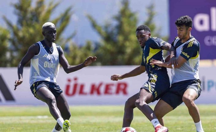Fenerbahçe, yeni sezon hazırlıklarına devam ediyor