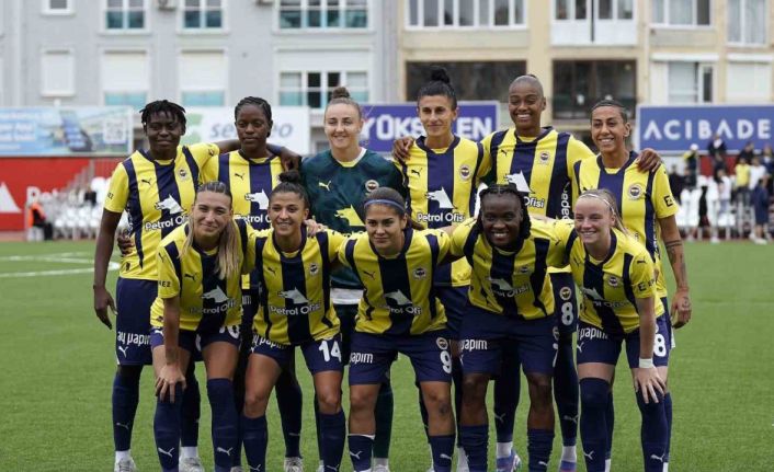 Fenerbahçe’de 17 oyuncunun sözleşmesi uzatıldı