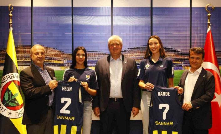 Fenerbahçe’de Hande Baladın ve Helin Kayıkçı sözleşme imzaladı