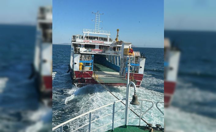 Feribottaki yangına müdahale sürüyor: 200 yolcu güvenli şekilde tahliye ediliyor