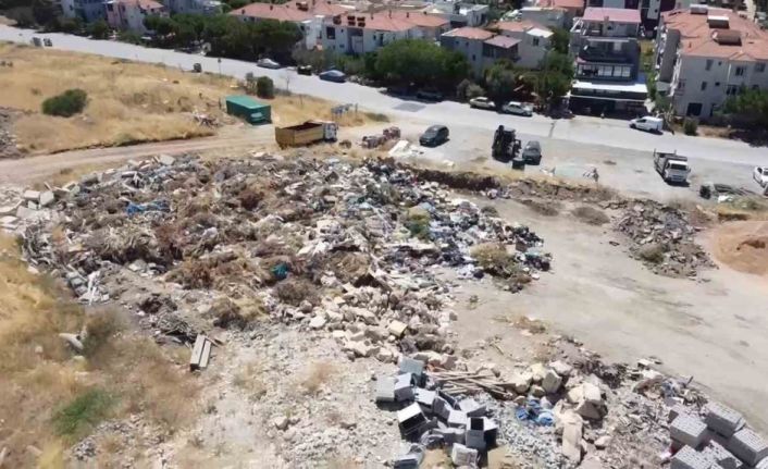 Foça’da gezi rotası önce çöplük sonra deniz