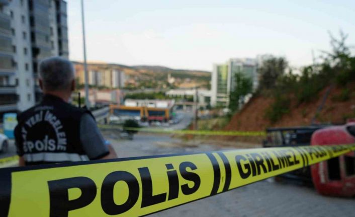 Forkliftin altında kalan 16 yaşındaki sürücü hayatını kaybetti