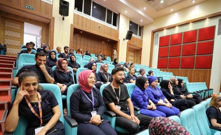 FÜ Hastanesi çalışanlarına kadına yönelik şiddetle mücadele semineri