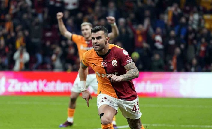 Galatasaray, Abdülkerim Bardakcı ve Kaan Ayhan ile sözleşme yeniledi