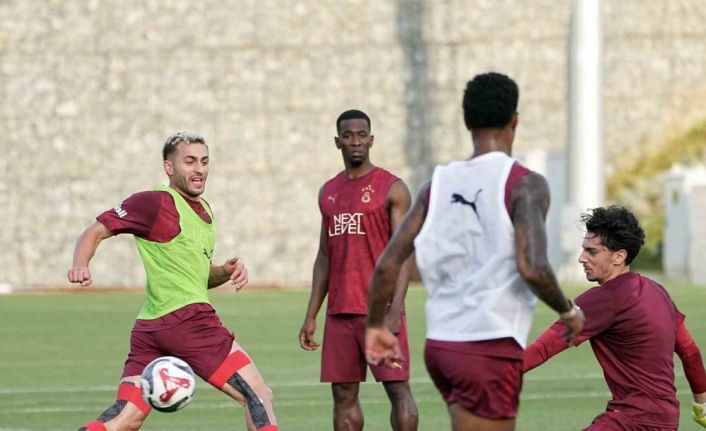 Galatasaray çift antrenman yaptı