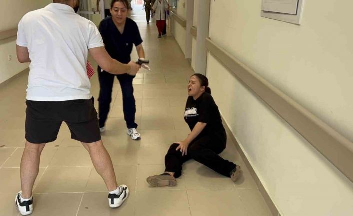 Gazipaşa Devlet Hastanesi’nde gerçeği aratmayan tatbikat