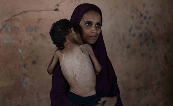 Gazze’de son 24 saatte 15 kişi açlıktan öldü