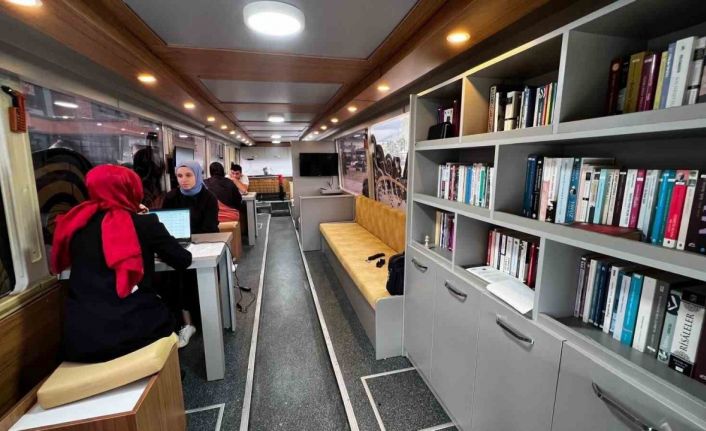 GençBüs, YKS tercihi için Başiskele yollarında